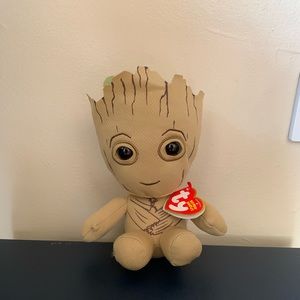 Baby Groot